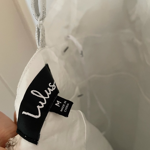 NWT Lulu’s silver flounce hem party dress, Medium - Picture 5 of 5